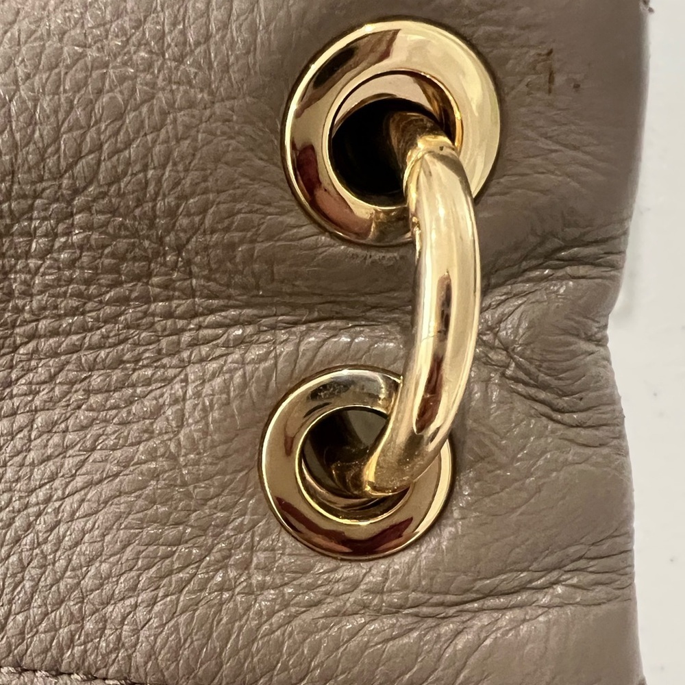 Michael Kors shoulder bag leather fashion unique flap purse rare - Picture 6 of 15